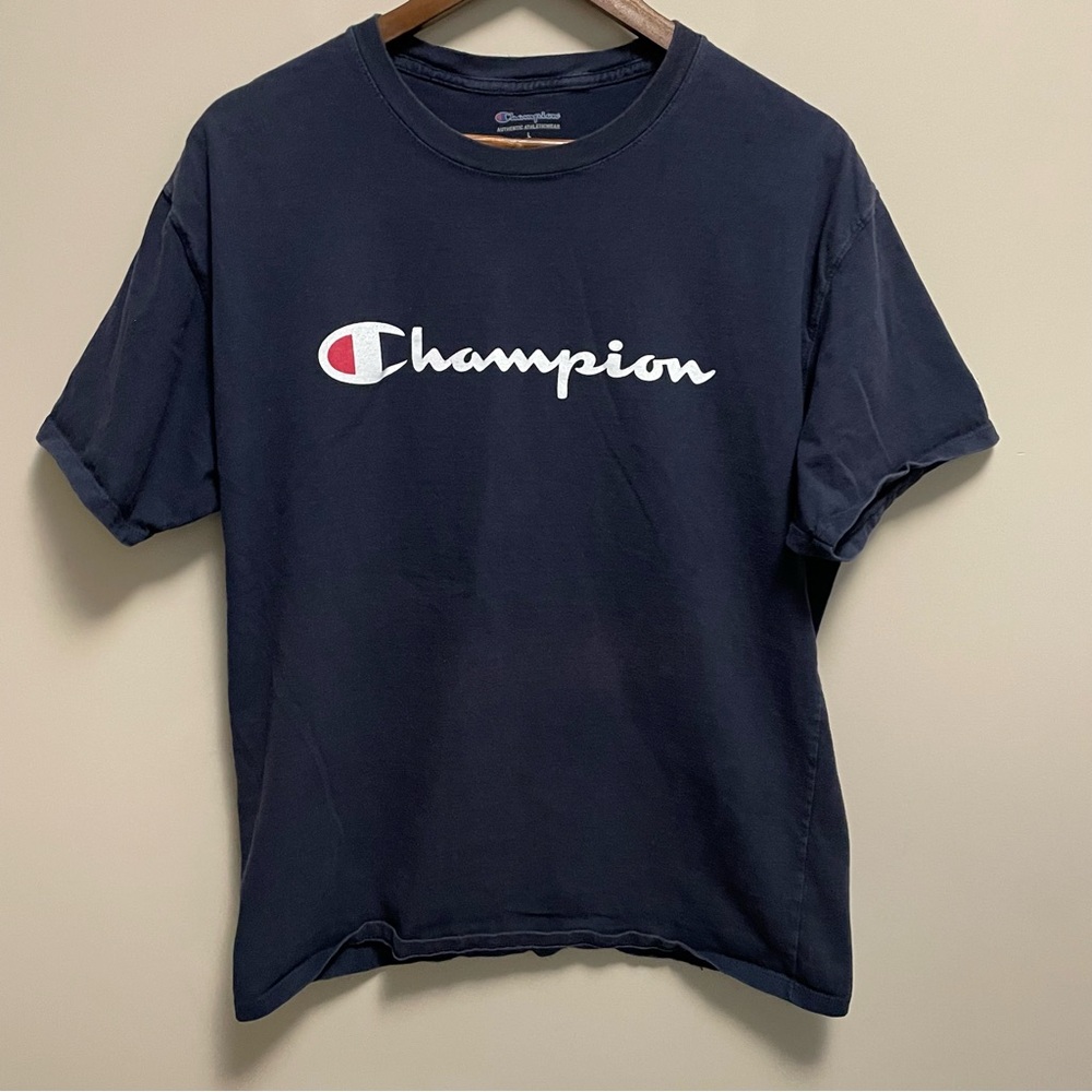 Champion Navy Blue T-Shirt Men’s Large